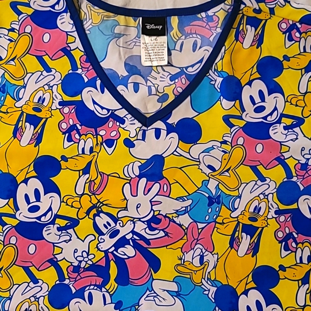 Disney Large Multicolor ✨️